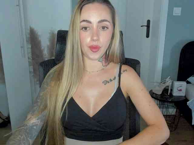 SEXYcoralie