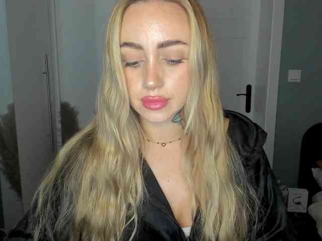 SEXYcoralie
