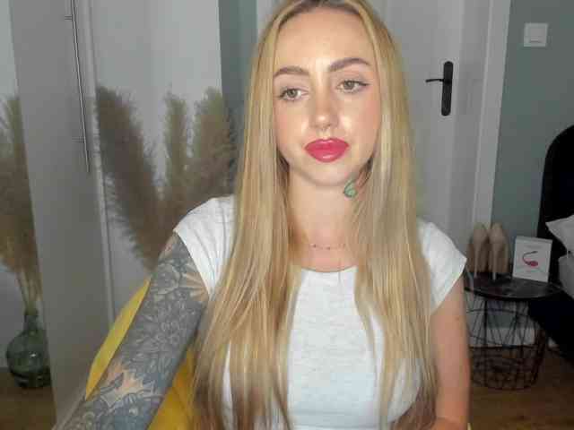 SEXYcoralie