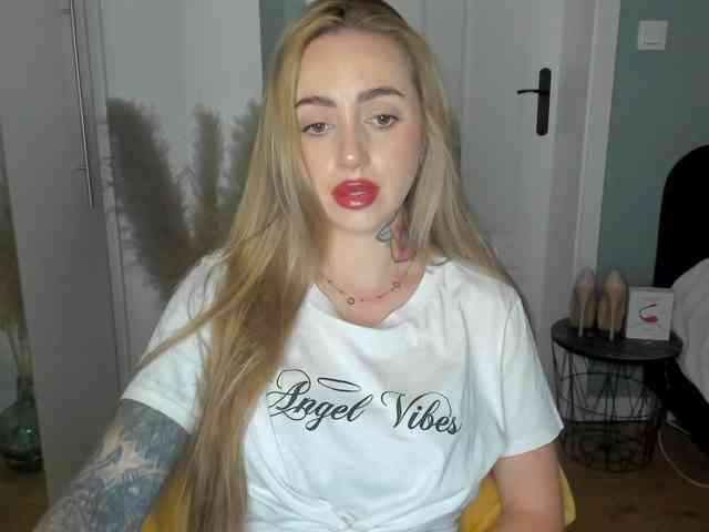 SEXYcoralie