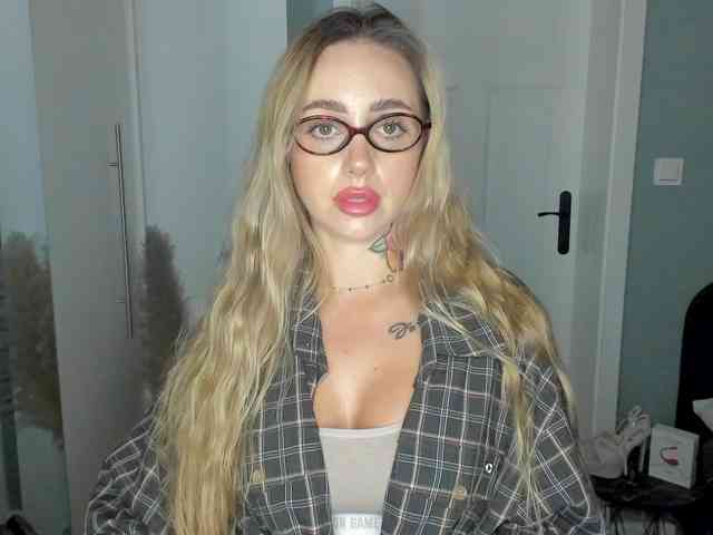 SEXYcoralie
