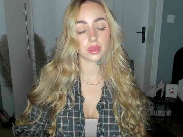 SEXYcoralie