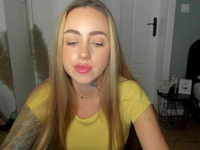 SEXYcoralie