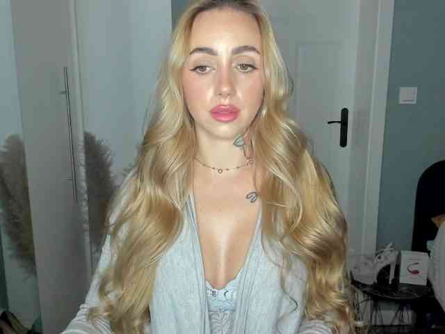 SEXYcoralie