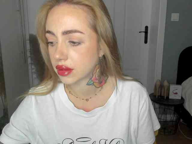 SEXYcoralie