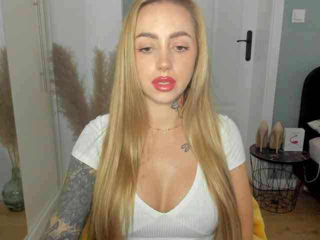 SEXYcoralie