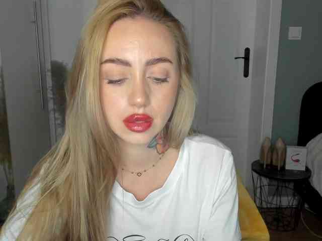SEXYcoralie