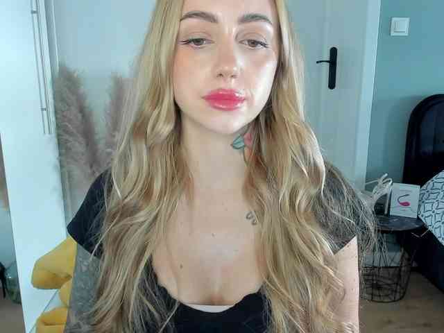 SEXYcoralie