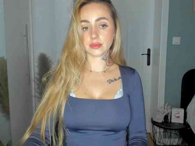 SEXYcoralie