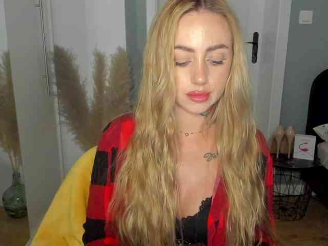 SEXYcoralie
