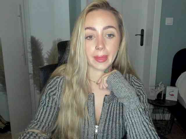 SEXYcoralie