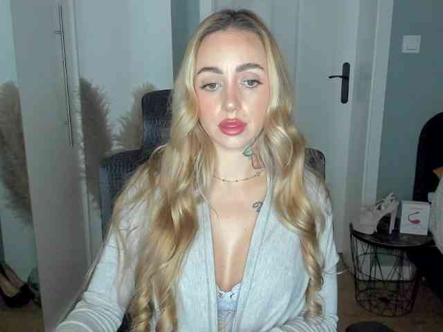 SEXYcoralie