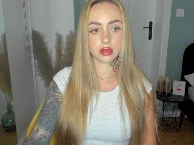 SEXYcoralie
