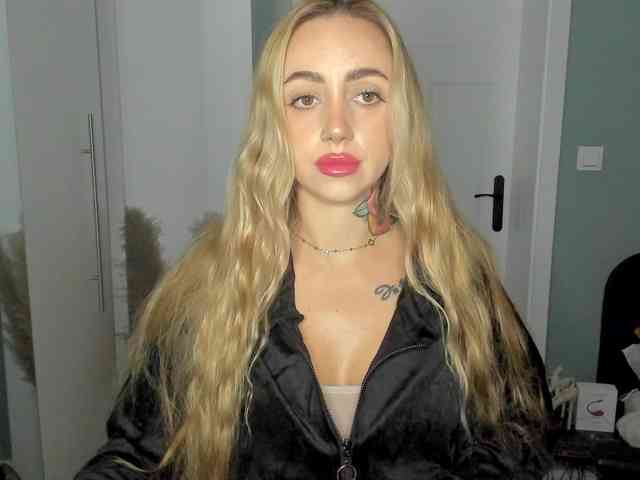 SEXYcoralie