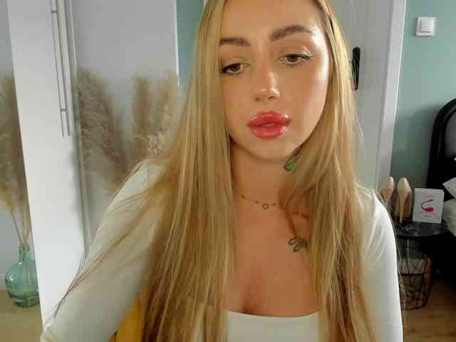 SEXYcoralie
