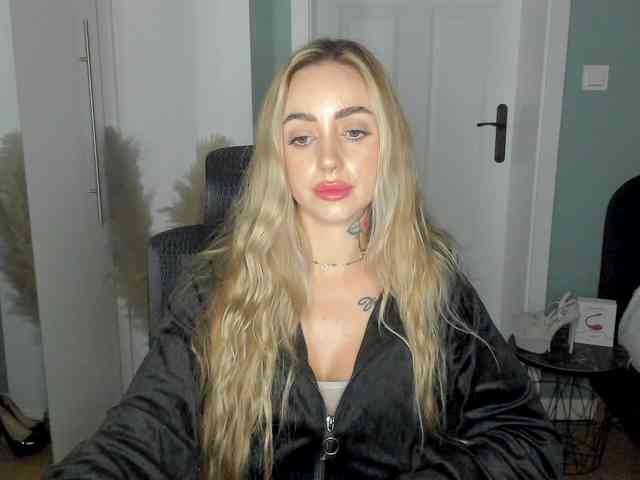 SEXYcoralie