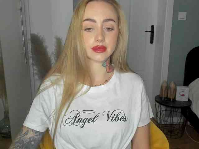SEXYcoralie