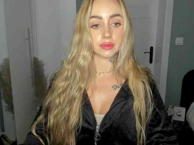SEXYcoralie