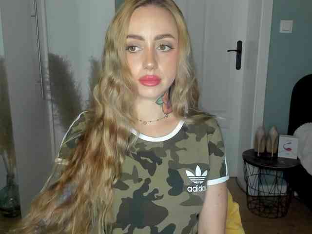 SEXYcoralie
