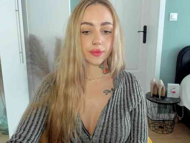 SEXYcoralie