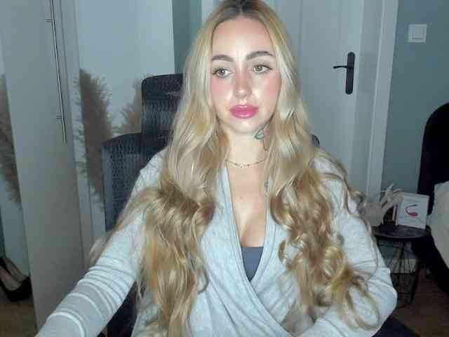 SEXYcoralie
