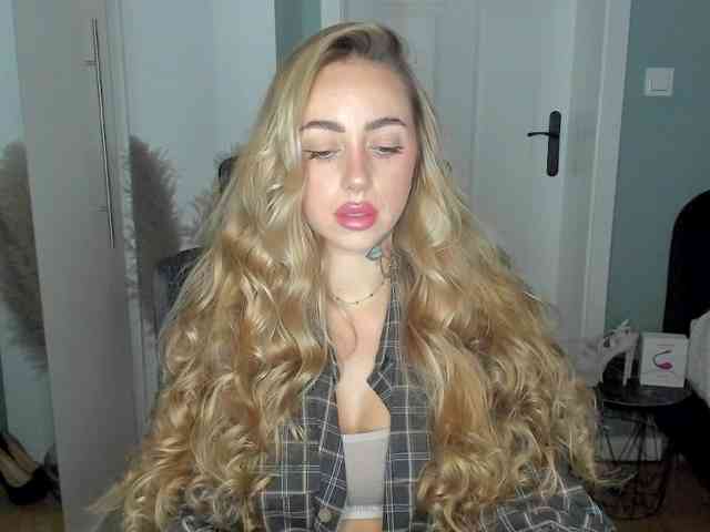 SEXYcoralie