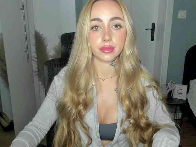 SEXYcoralie