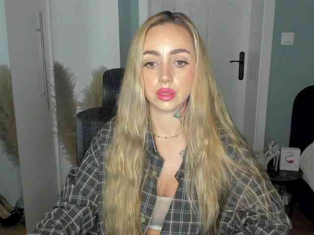 SEXYcoralie