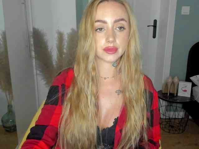 SEXYcoralie