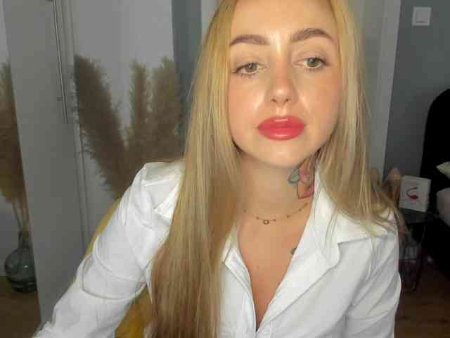 SEXYcoralie