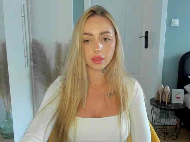 SEXYcoralie