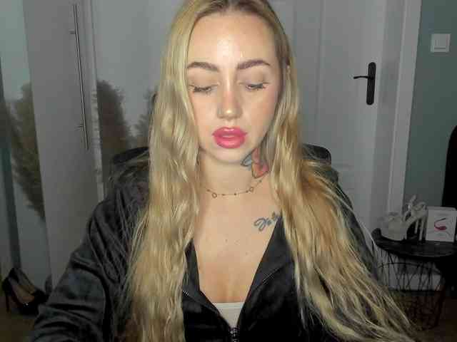 SEXYcoralie