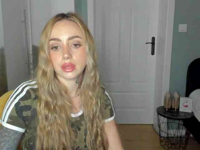 SEXYcoralie