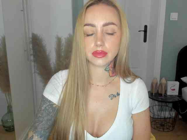 SEXYcoralie