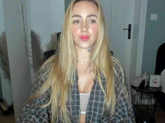 SEXYcoralie