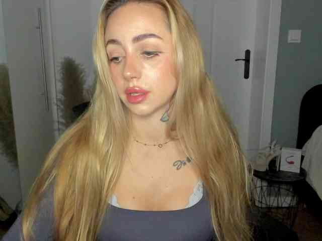 SEXYcoralie