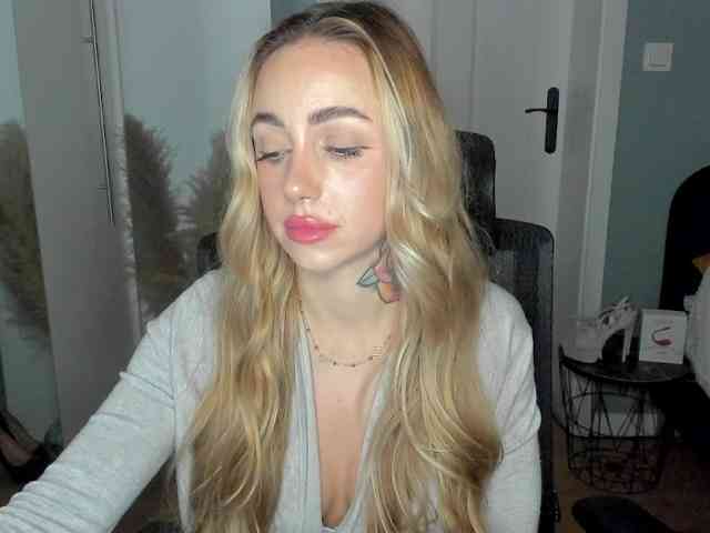 SEXYcoralie