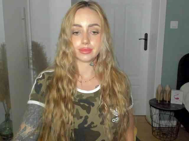 SEXYcoralie