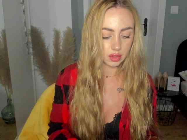 SEXYcoralie