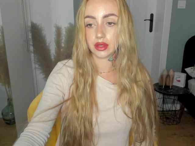 SEXYcoralie