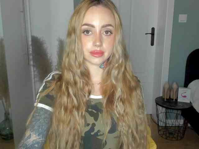 SEXYcoralie