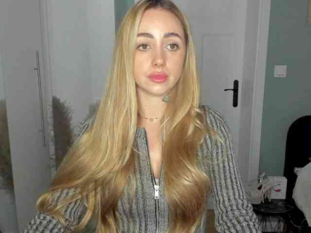 SEXYcoralie