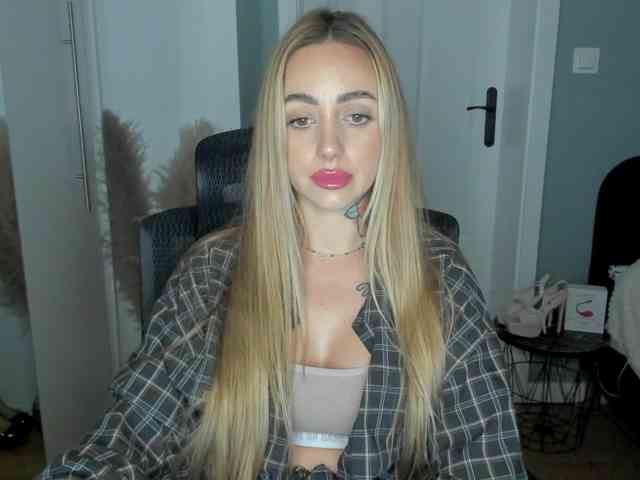 SEXYcoralie