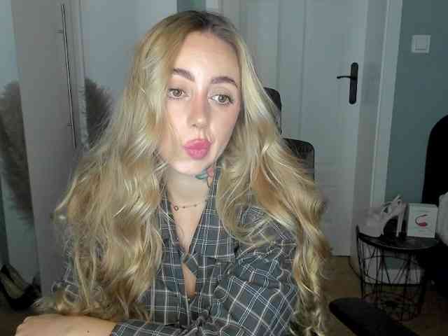 SEXYcoralie