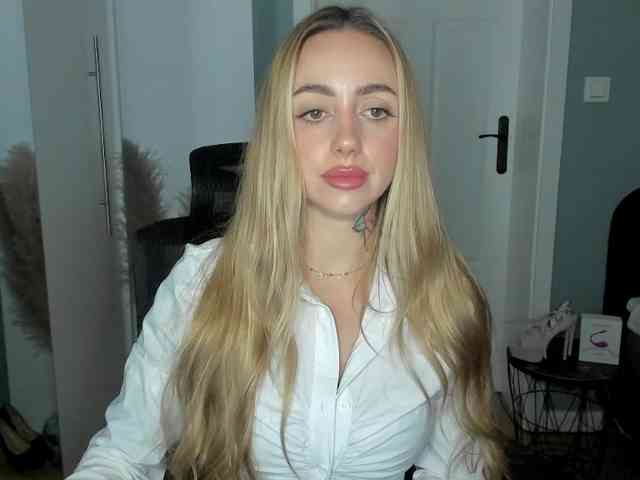 SEXYcoralie