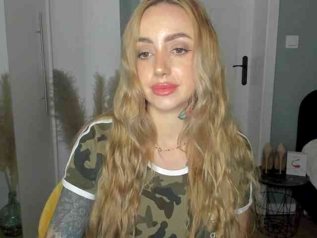 SEXYcoralie