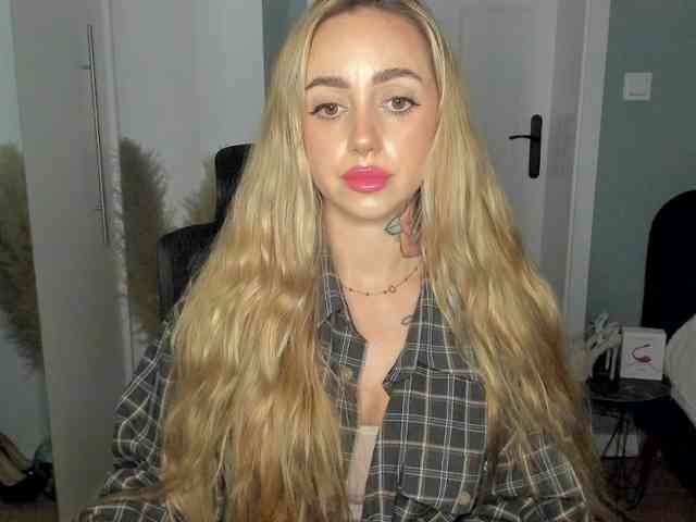 SEXYcoralie
