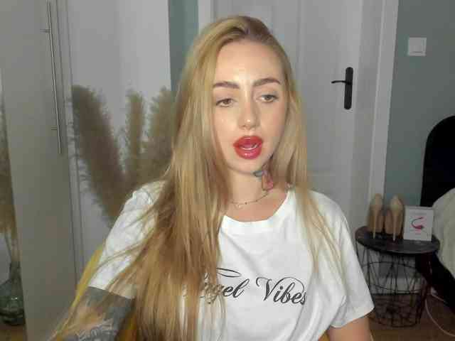 SEXYcoralie