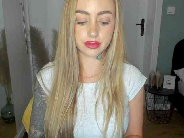 SEXYcoralie