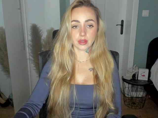 SEXYcoralie